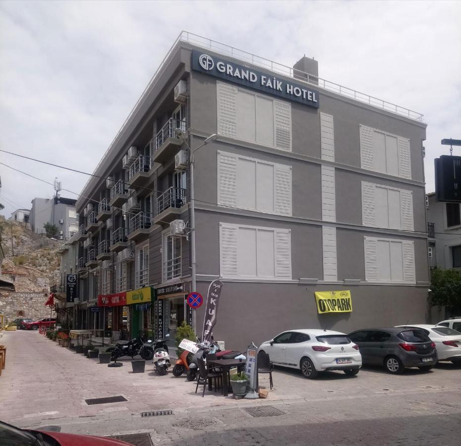 Grand Faik Hotel Çeşme Exterior foto